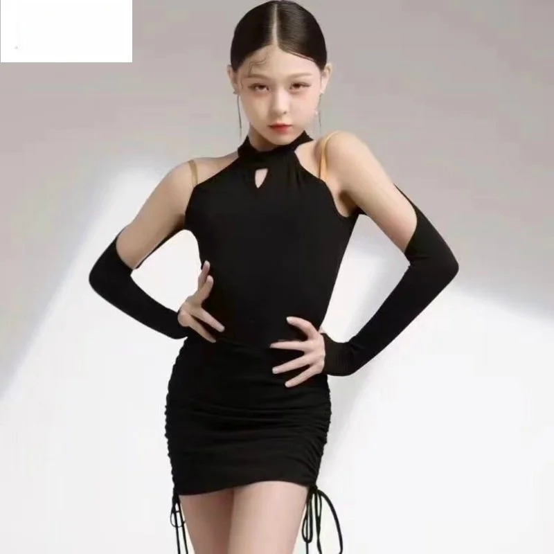 Новинка: Профессиональный детский танцевальный костюм для латиноамериканских танцев, летний, без бретелек, для тренировок и выступлений
Новинка: Профессиональный детский танцевальный костюм для латиноамериканских танцев, летний, без бретелек, для тренировок и выступлений