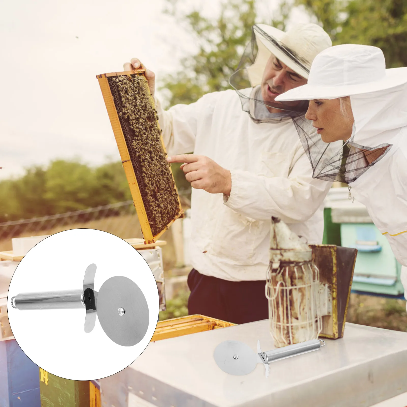 Honeycomb Beekeeping Tool Metal Honey Comb Cutting Tool Durable Roller Slicer Nest Practical Lightweight Portable
Honeycomb Beekeeping Tool Metal Honey Comb Cutting Tool Durable Roller Slicer Nest Practical Lightweight Portable