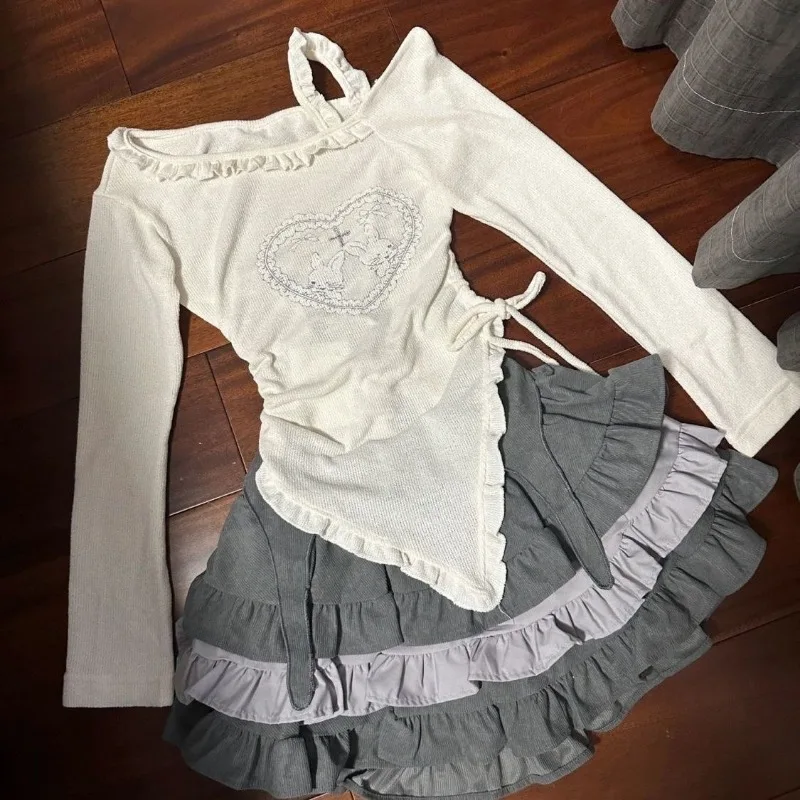 Lolita Kawaii Skirt Set Women 2-piece Set Lace Long Sleeves Top Mini Skirt Ruffles Sexy Streetwear Gothic Autumn Spring Suite
Lolita Kawaii Skirt Set Women 2-piece Set Lace Long Sleeves Top Mini Skirt Ruffles Sexy Streetwear Gothic Autumn Spring Suite
