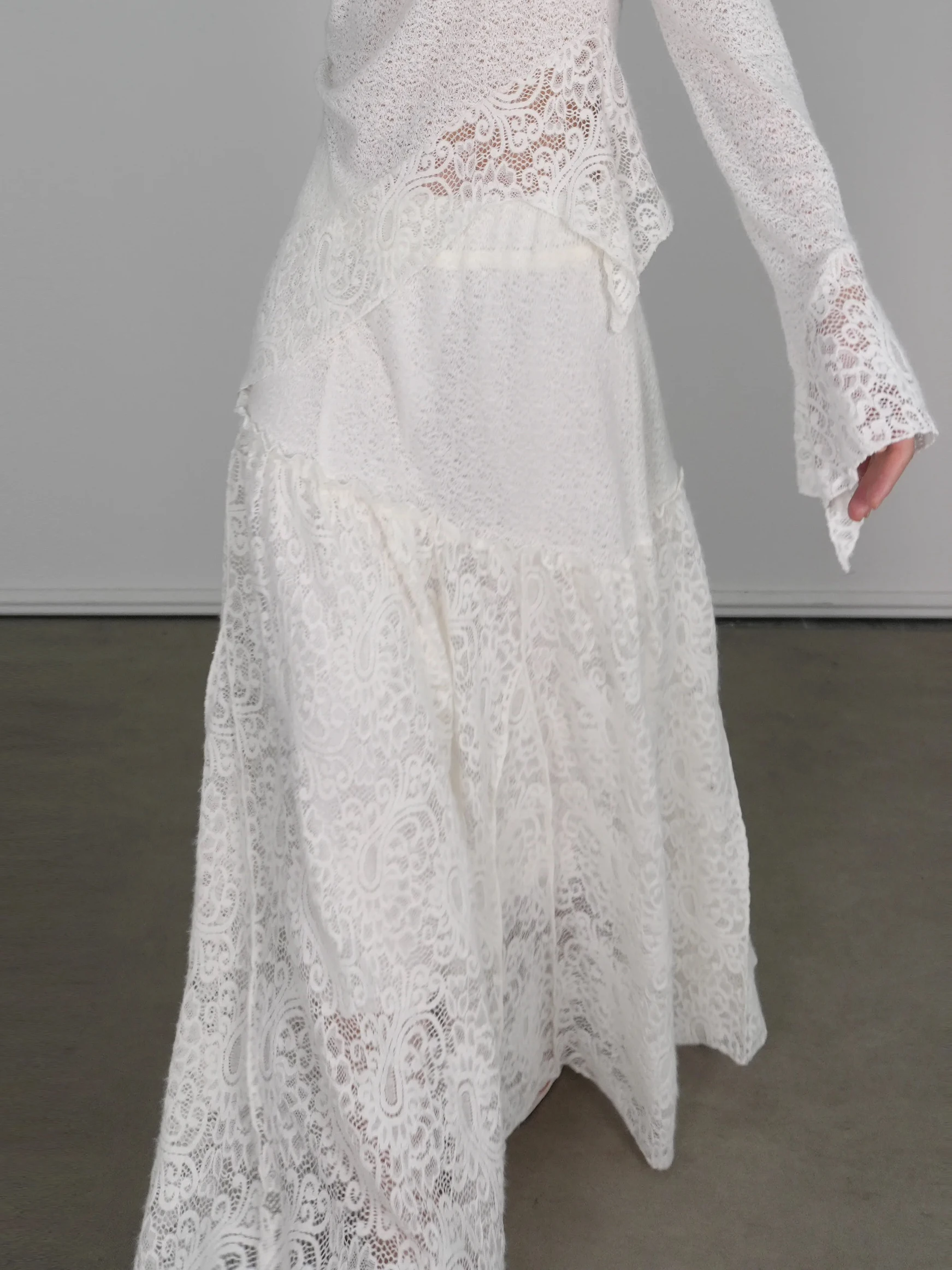 Uxi White Lace Hollow out Long Sleeve High Waist Set Korean Style Commute Nylon Fabric A-Line Skirt Summer Women's Dress
Uxi White Lace Hollow out Long Sleeve High Waist Set Korean Style Commute Nylon Fabric A-Line Skirt Summer Women's Dress