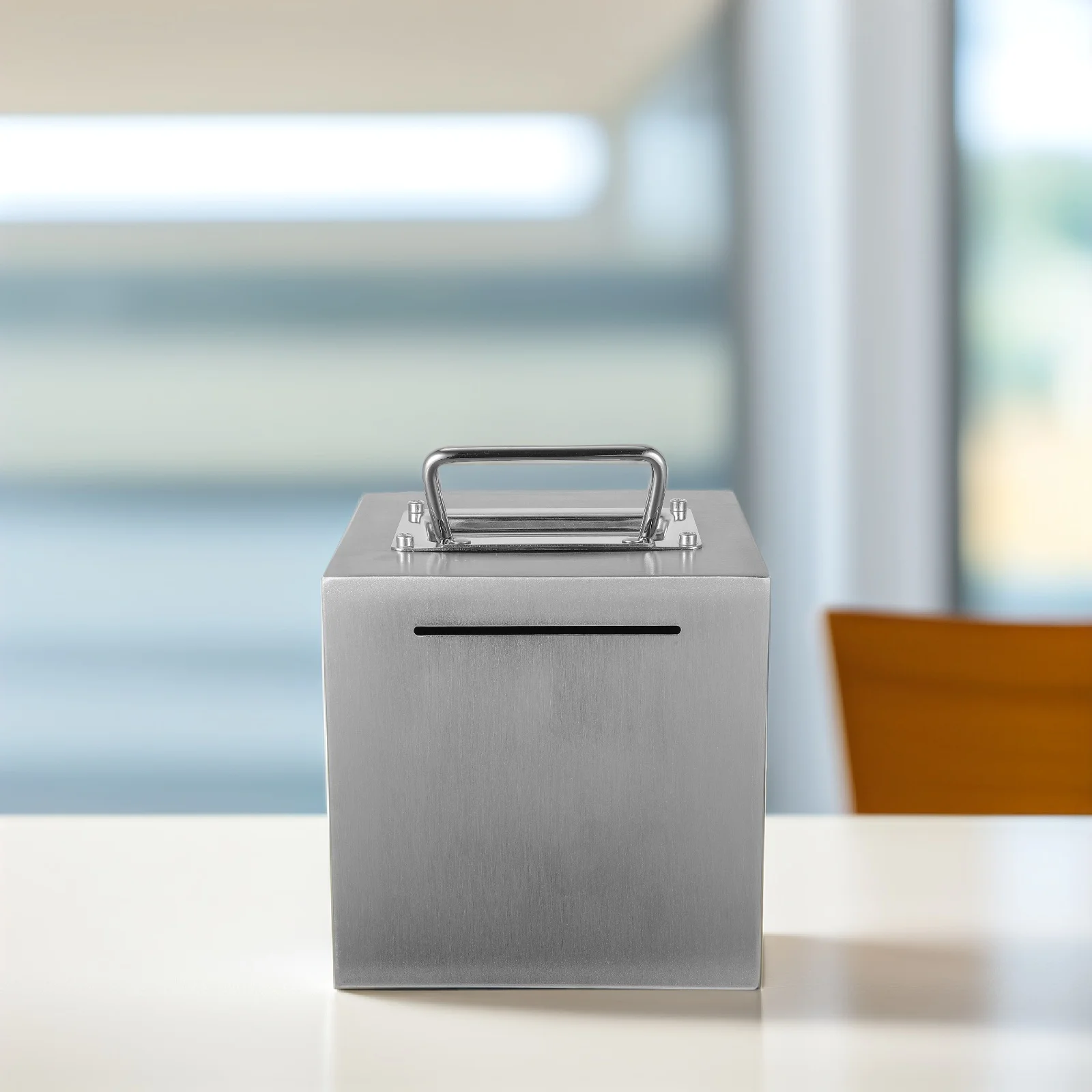 Metal Coin Bank Stainless Steel Money Box for Children Adults Compact Savings Pot with Handle for Room Desk Storage Use
Metal Coin Bank Stainless Steel Money Box for Children Adults Compact Savings Pot with Handle for Room Desk Storage Use