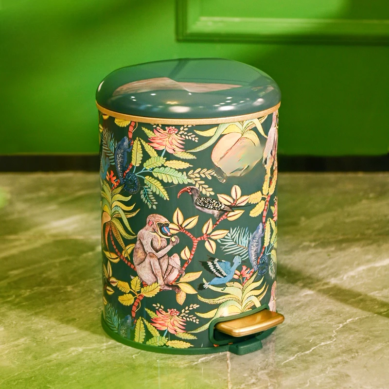 Retro large capacity creative pedal style beauty trash can, home living room, bedroom with lid bucket
Retro large capacity creative pedal style beauty trash can, home living room, bedroom with lid bucket