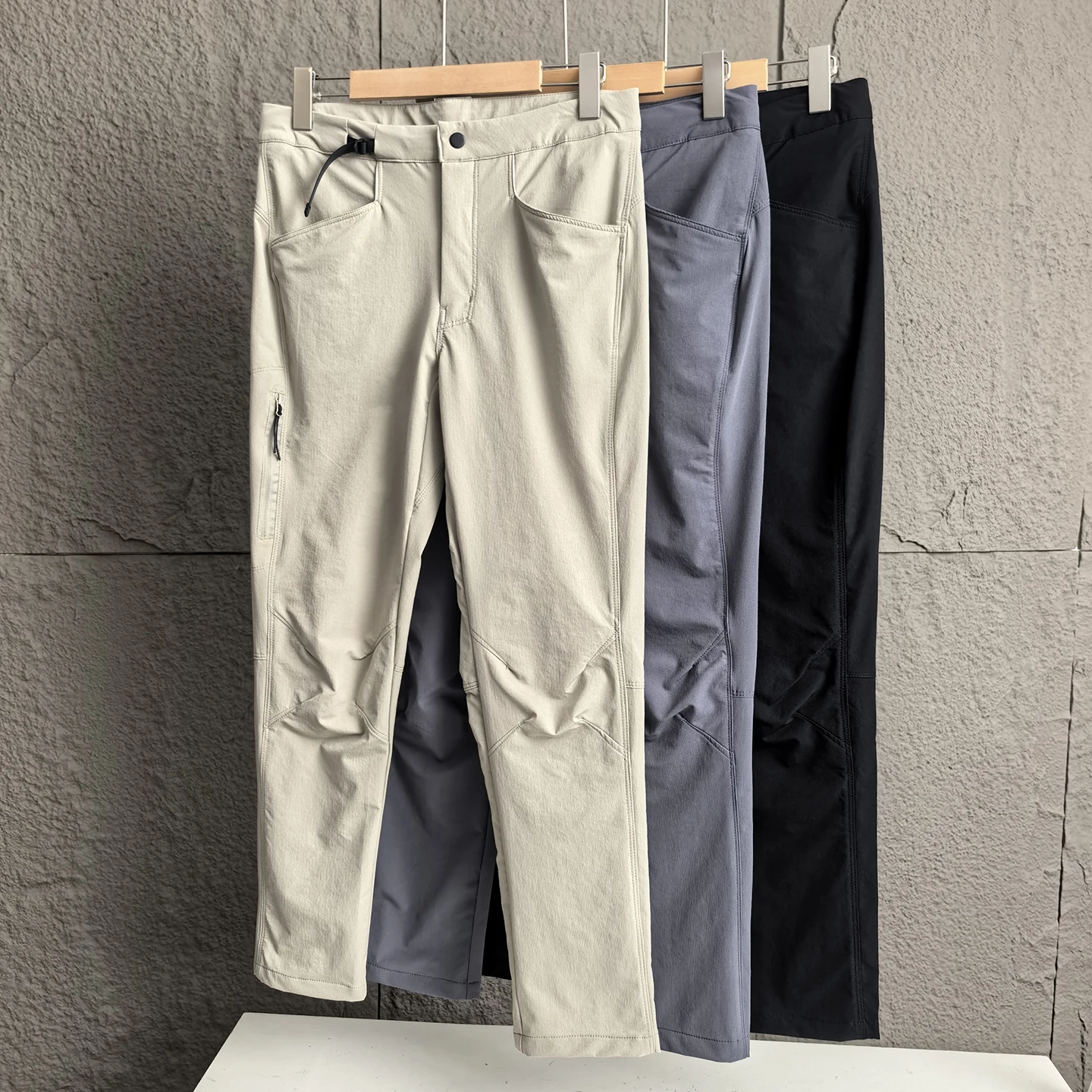 Qui Dry Outdoor Sports Men's Long Pants Summer Youth Leisure Straight Leg Zipper mid Waist Trousers for Busin Casual
Qui Dry Outdoor Sports Men's Long Pants Summer Youth Leisure Straight Leg Zipper mid Waist Trousers for Busin Casual