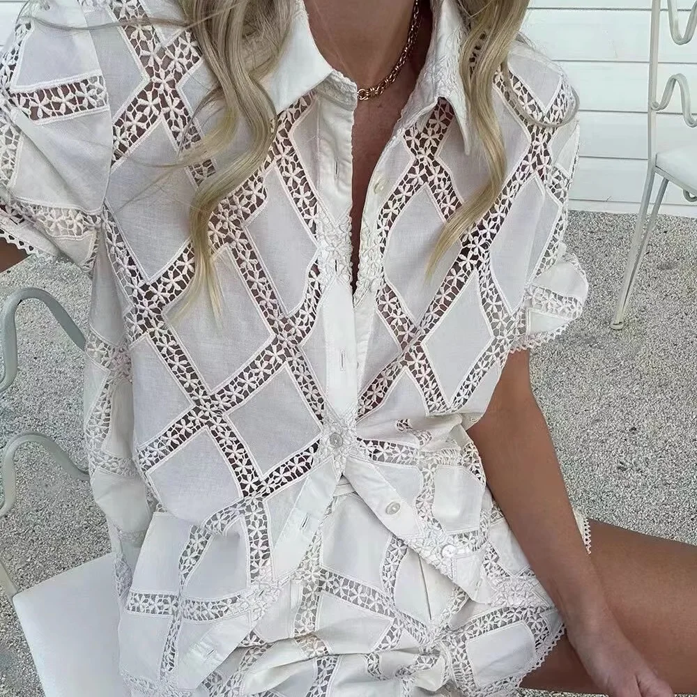 Women Hollow embroidery cotton set short sleeve single-breasted shirt tops + casual shorts
Women Hollow embroidery cotton set short sleeve single-breasted shirt tops + casual shorts