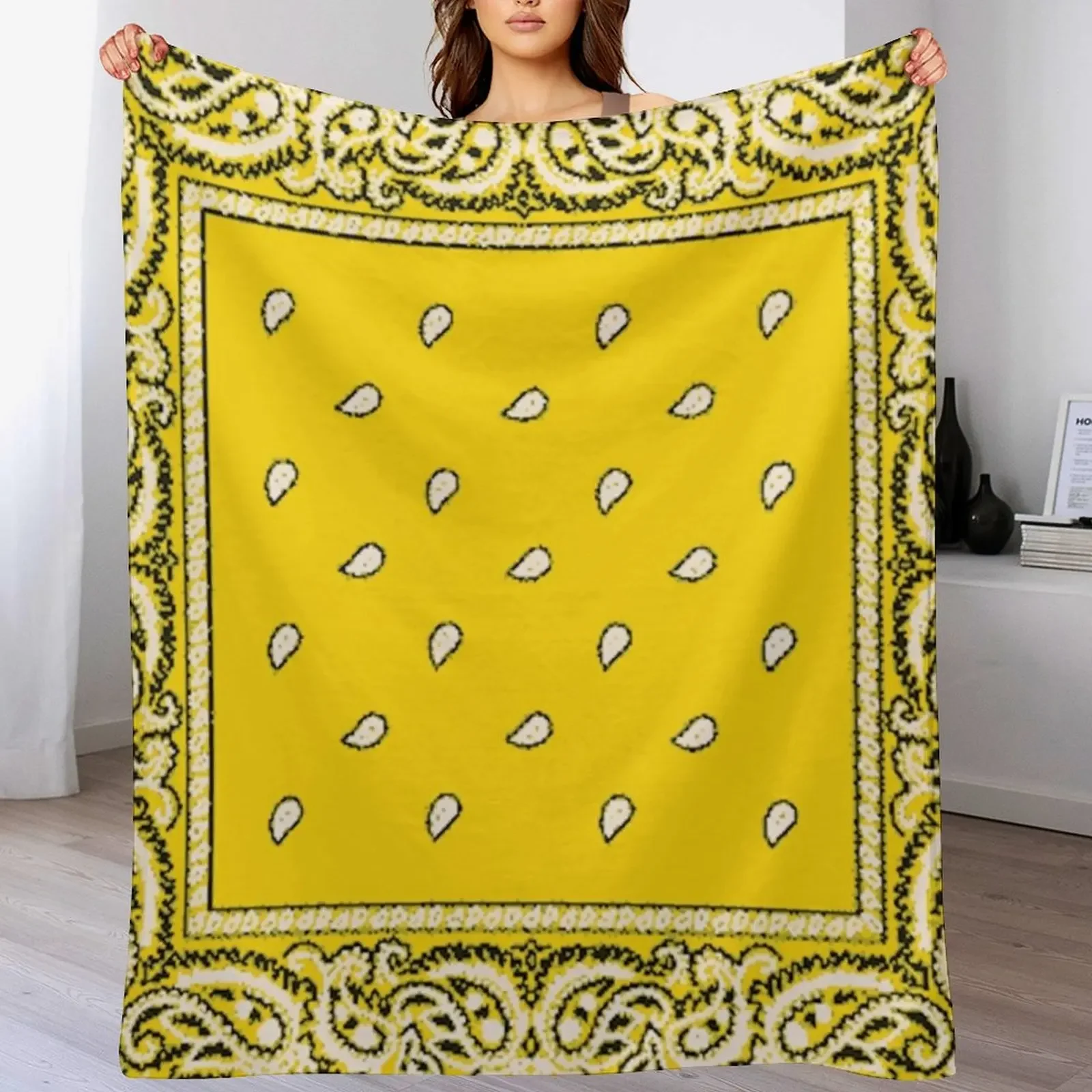 Yellow Bandana Print Throw Blanket Men's Soft Warm Throw Blanket for Couch
Yellow Bandana Print Throw Blanket Men's Soft Warm Throw Blanket for Couch