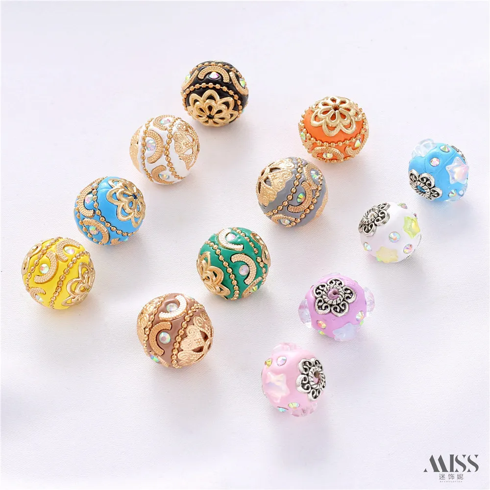 Nepalese Pearl India Pakistani Style Handmade Decal Retro Tibetan Bead Diy Bracelet Mobile Phone Car Hanging Accessories Materia
Nepalese Pearl India Pakistani Style Handmade Decal Retro Tibetan Bead Diy Bracelet Mobile Phone Car Hanging Accessories Materia