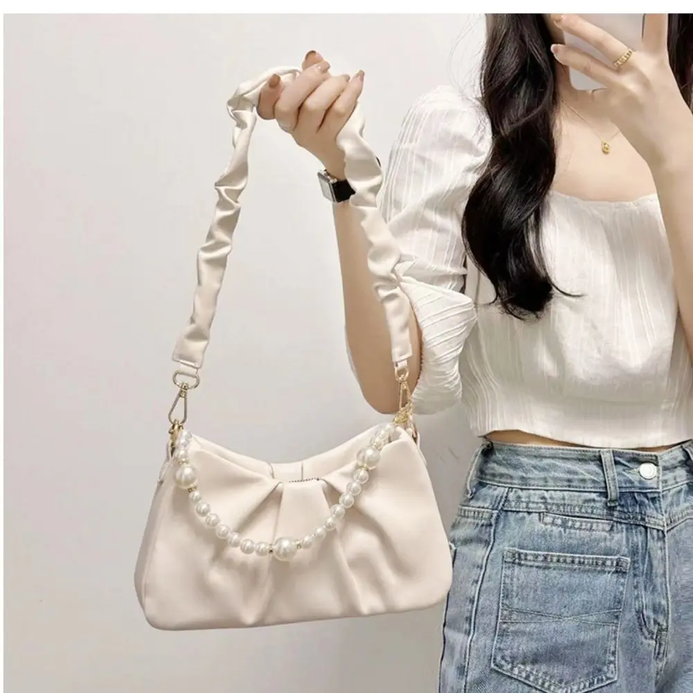 Новая женская сумка через плечо на молнии из искусственной кожи с жемчужной цепочкой, женская сумка, мягкая сумка через плечо
Новая женская сумка через плечо на молнии из искусственной кожи с жемчужной цепочкой, женская сумка, мягкая сумка через плечо