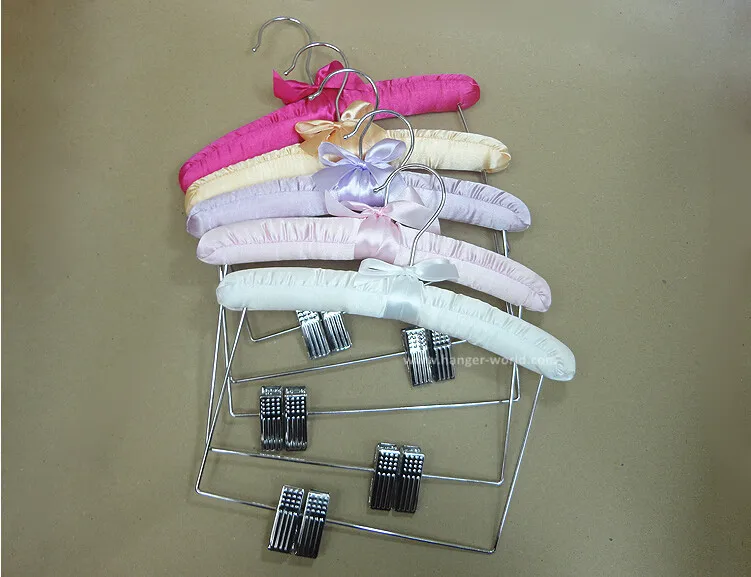 Children's Style,Cute Satin Padded Hanger with Clips for Suits (10 Pieces/Lot)
Children's Style,Cute Satin Padded Hanger with Clips for Suits (10 Pieces/Lot)