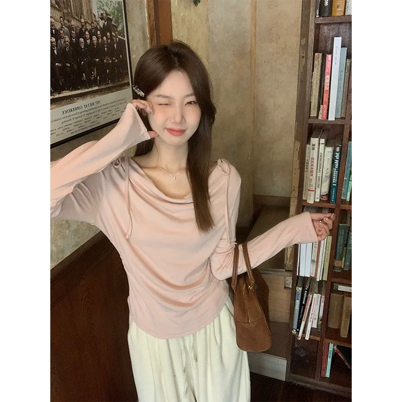 French Design Swung Collar Angled Shoulder Long-sleeved Bottoming Shirt Autumn Winter Temperament Chic Inner Top for Women
French Design Swung Collar Angled Shoulder Long-sleeved Bottoming Shirt Autumn Winter Temperament Chic Inner Top for Women