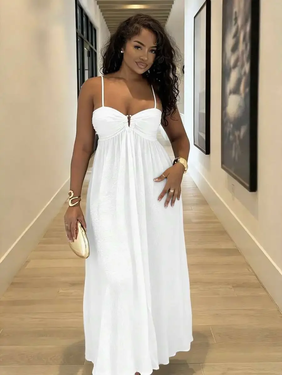 White Sleeveless Maxi Dress With Ruched Bust For Summer Vacation Beach Festival
White Sleeveless Maxi Dress With Ruched Bust For Summer Vacation Beach Festival
