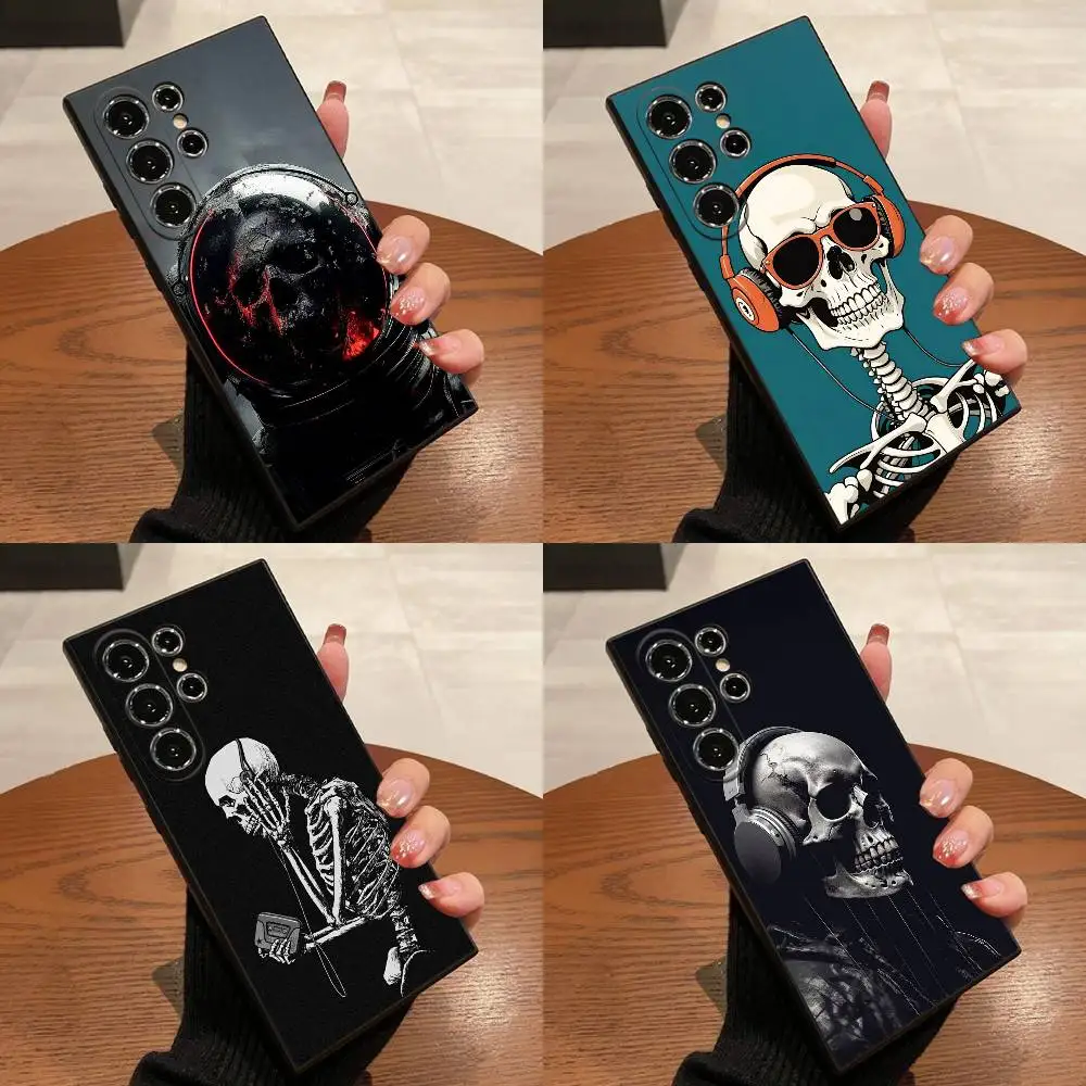 Art Skull Music Phone Case For Samsung S25,S24,S21,S22,S23,S30,Ultra,S20,Plus,Fe,Lite,5G Black Box
Art Skull Music Phone Case For Samsung S25,S24,S21,S22,S23,S30,Ultra,S20,Plus,Fe,Lite,5G Black Box