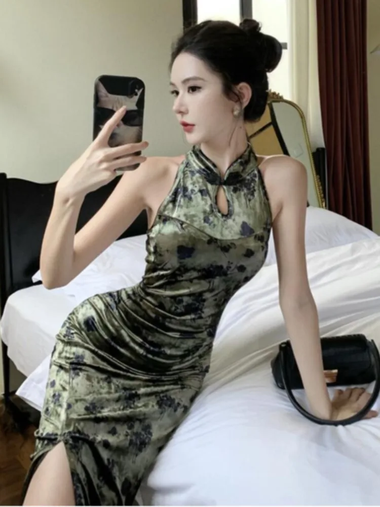 Retro Chinese Sle Velvet Print Svel Qipao Dr Young Girls Slimming Inner Wear Base Dr High Slit Daily Wear
Retro Chinese Sle Velvet Print Svel Qipao Dr Young Girls Slimming Inner Wear Base Dr High Slit Daily Wear