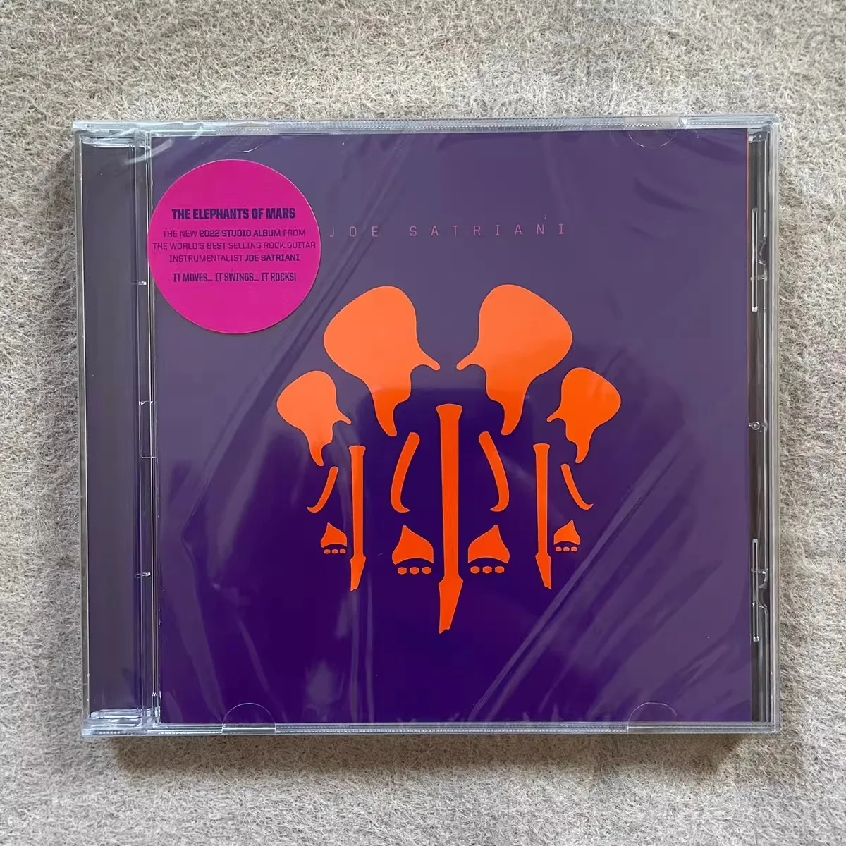 Joe Satriani The Elephants of Mars – American Guitar God Instrumental Rock Progressive Metal Studio Album Music Collectible
Joe Satriani The Elephants of Mars – American Guitar God Instrumental Rock Progressive Metal Studio Album Music Collectible