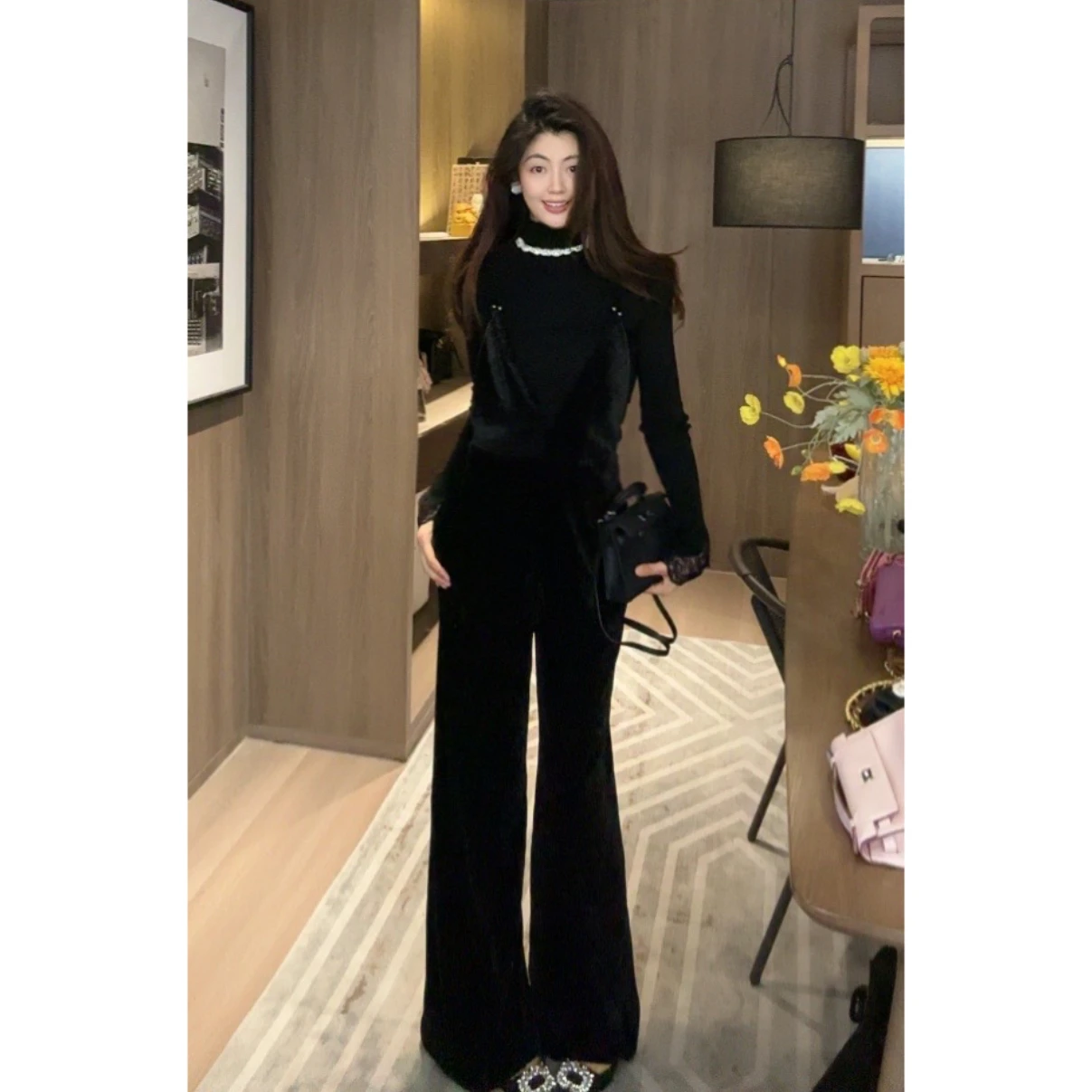 NCOU Bla Velvet Wide Leg Jumpsuit with Shoulder Straps Vintage Versatile Slimming V-Ne Autumn New Sle Women's Fashion
NCOU Bla Velvet Wide Leg Jumpsuit with Shoulder Straps Vintage Versatile Slimming V-Ne Autumn New Sle Women's Fashion