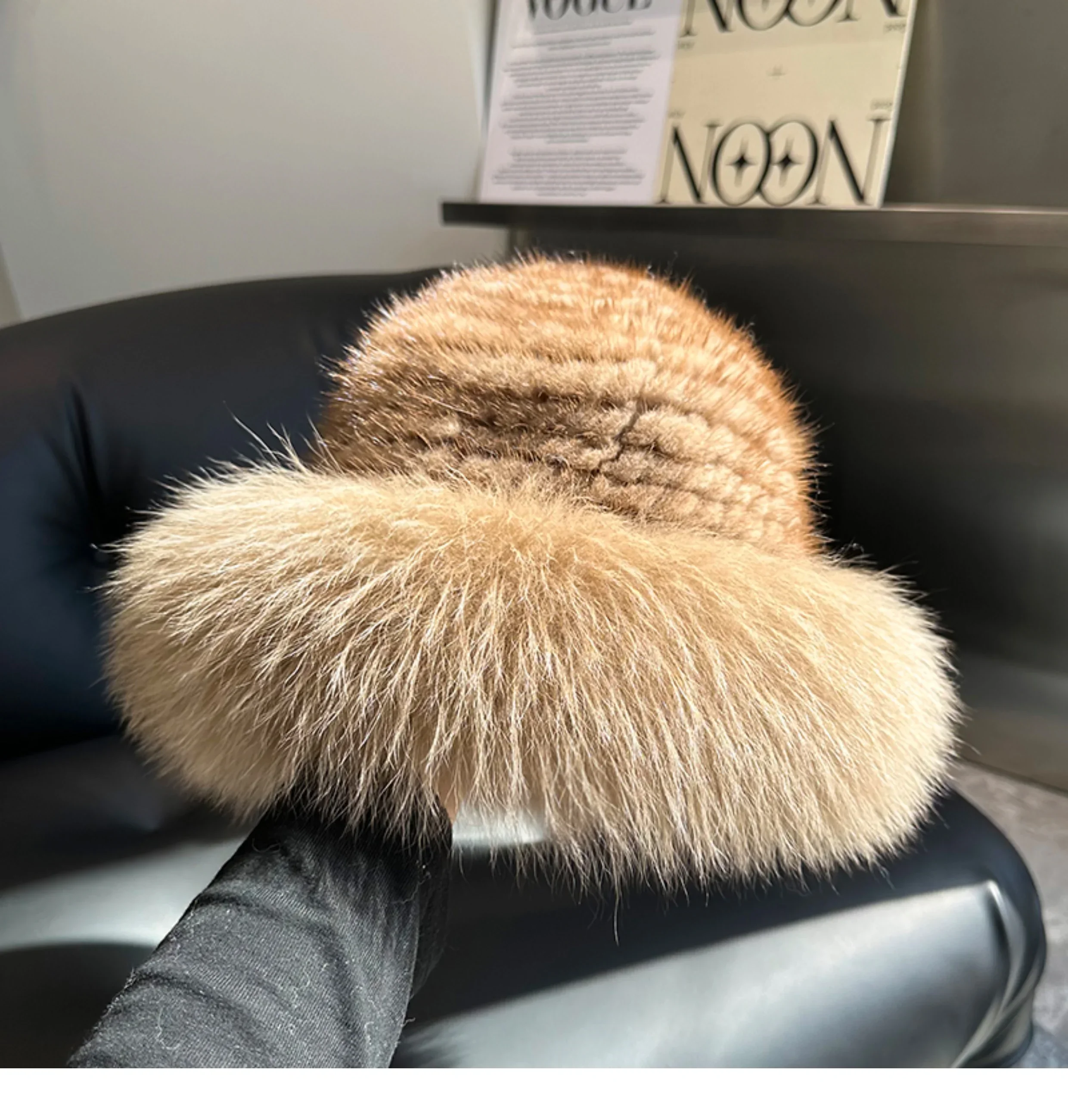 New Genuine Real Natural Mink Fur Hat Cap Luxury Women Handmade Knitted Fashion Winter Headwear Warm Real Fox Fur Beanies
New Genuine Real Natural Mink Fur Hat Cap Luxury Women Handmade Knitted Fashion Winter Headwear Warm Real Fox Fur Beanies