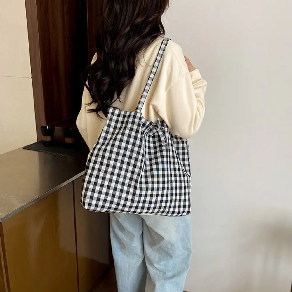 Fashion Korean Style Red Plaid Shoulder Bag Grid Handbag Lattice Tote Bag Cute Lightweight Canvas Bag Shopping
Fashion Korean Style Red Plaid Shoulder Bag Grid Handbag Lattice Tote Bag Cute Lightweight Canvas Bag Shopping
