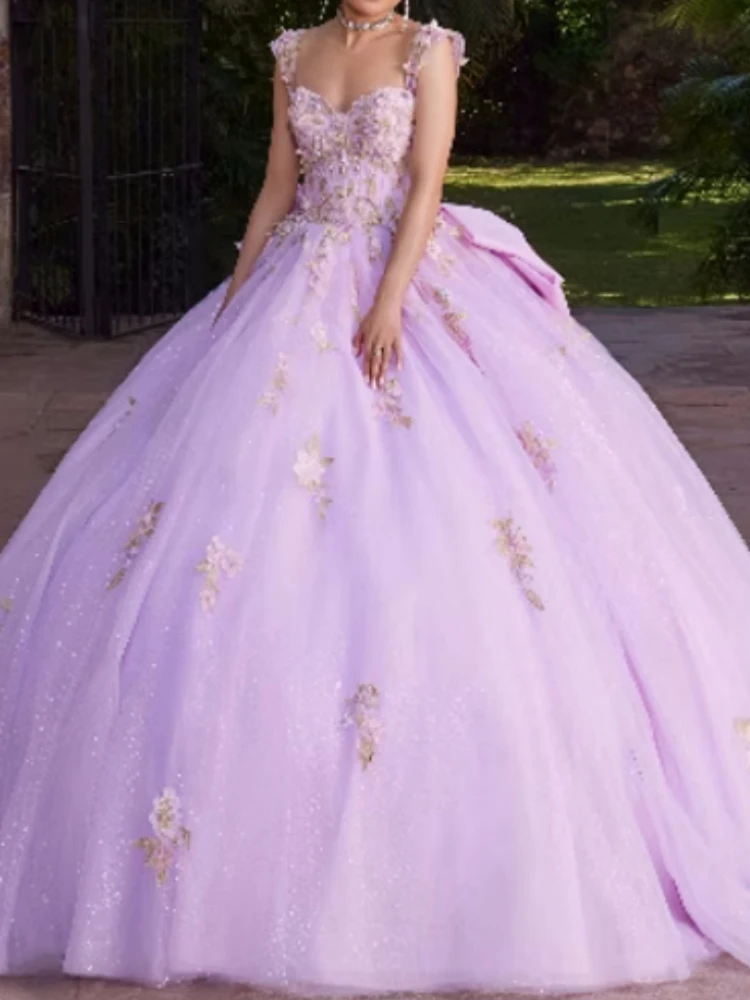 A3801 Charming Lilac Quinceanera Dresses 15 Lace Applique Bowknot Puffy Tulle Women Prom Birthday Party Occasion 16 14Customized
A3801 Charming Lilac Quinceanera Dresses 15 Lace Applique Bowknot Puffy Tulle Women Prom Birthday Party Occasion 16 14Customized