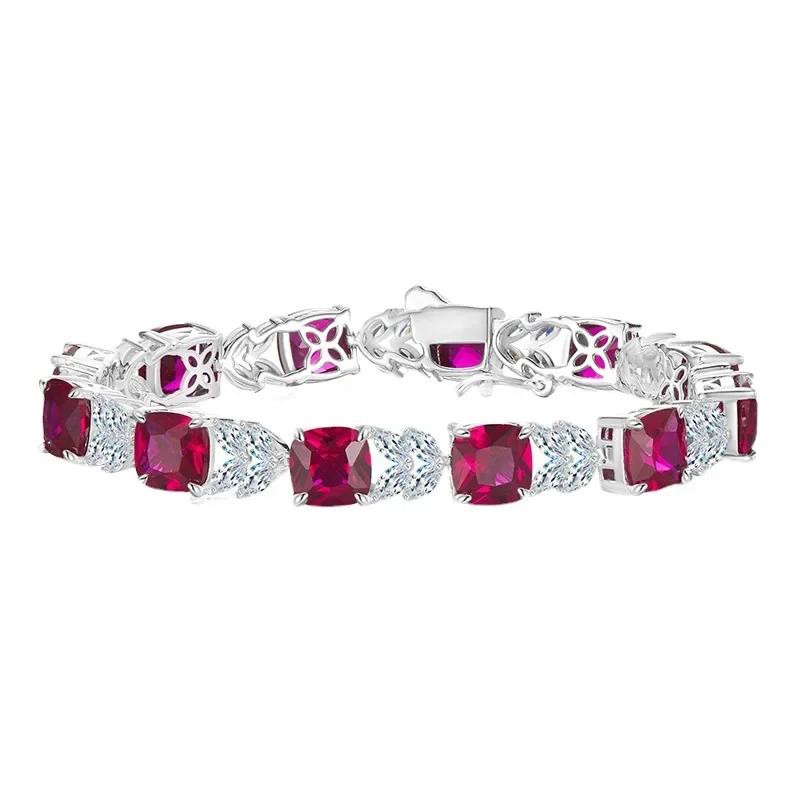 2023 New 925 Silver Pigeon Blood Red 7 * 7 Red Diamond Bracelet Daily Classic Fashion Versatile
2023 New 925 Silver Pigeon Blood Red 7 * 7 Red Diamond Bracelet Daily Classic Fashion Versatile