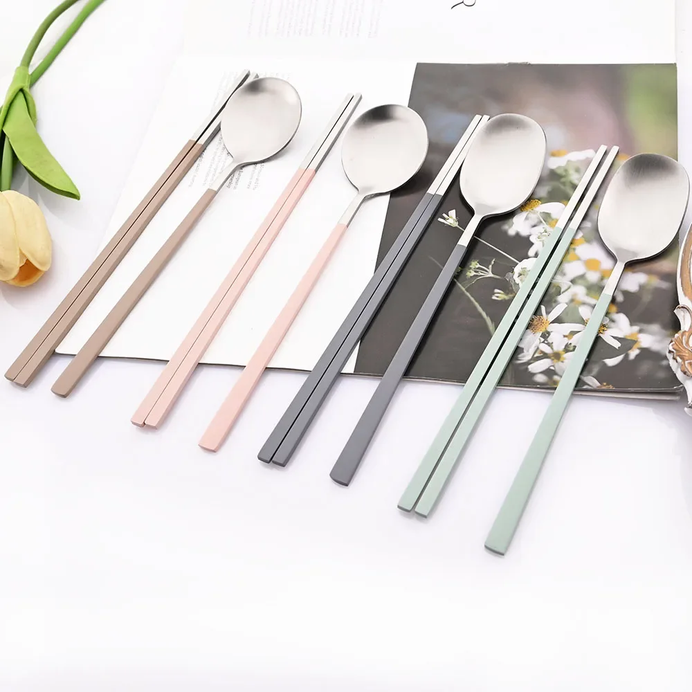 8 шт. корейский набор столовой посуды, серебристый, высококачественный набор столовых приборов из нержавеющей стали, матовая обеденная ложка, палочки для еды, набор столовых приборов
8 шт. корейский набор столовой посуды, серебристый, высококачественный набор столовых приборов из нержавеющей стали, матовая обеденная ложка, палочки для еды, набор столовых приборов