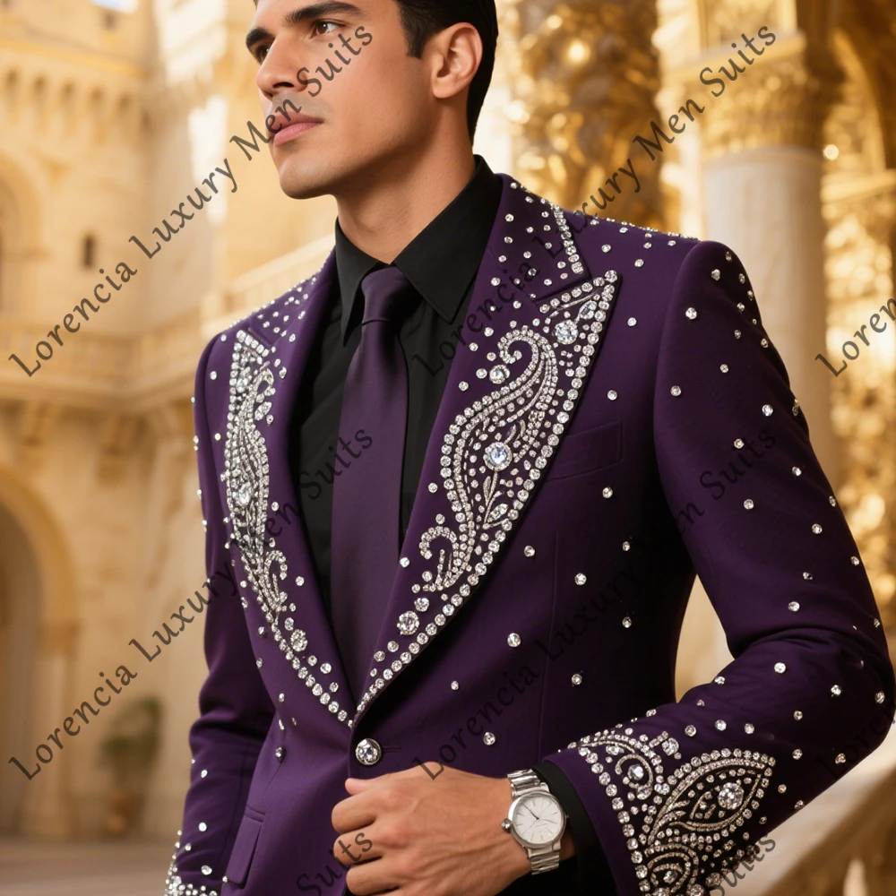 Luxury Crystal Suits for Male 2 Pieces Glitter Jewelry Wedding Tuxedos Groom Customized Blazer Pants traje juvenil masculino
Luxury Crystal Suits for Male 2 Pieces Glitter Jewelry Wedding Tuxedos Groom Customized Blazer Pants traje juvenil masculino