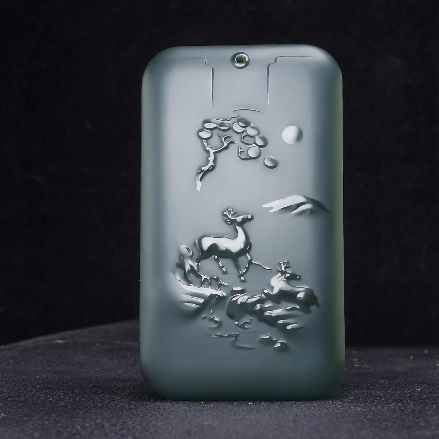 Ювелирные изделия из натурального нефрита Хэтянь нефрит Цинюй изысканный материал дорога богатство поколение нефритовый кулон мужской бренд оленя
Ювелирные изделия из натурального нефрита Хэтянь нефрит Цинюй изысканный материал дорога богатство поколение нефритовый кулон мужской бренд оленя