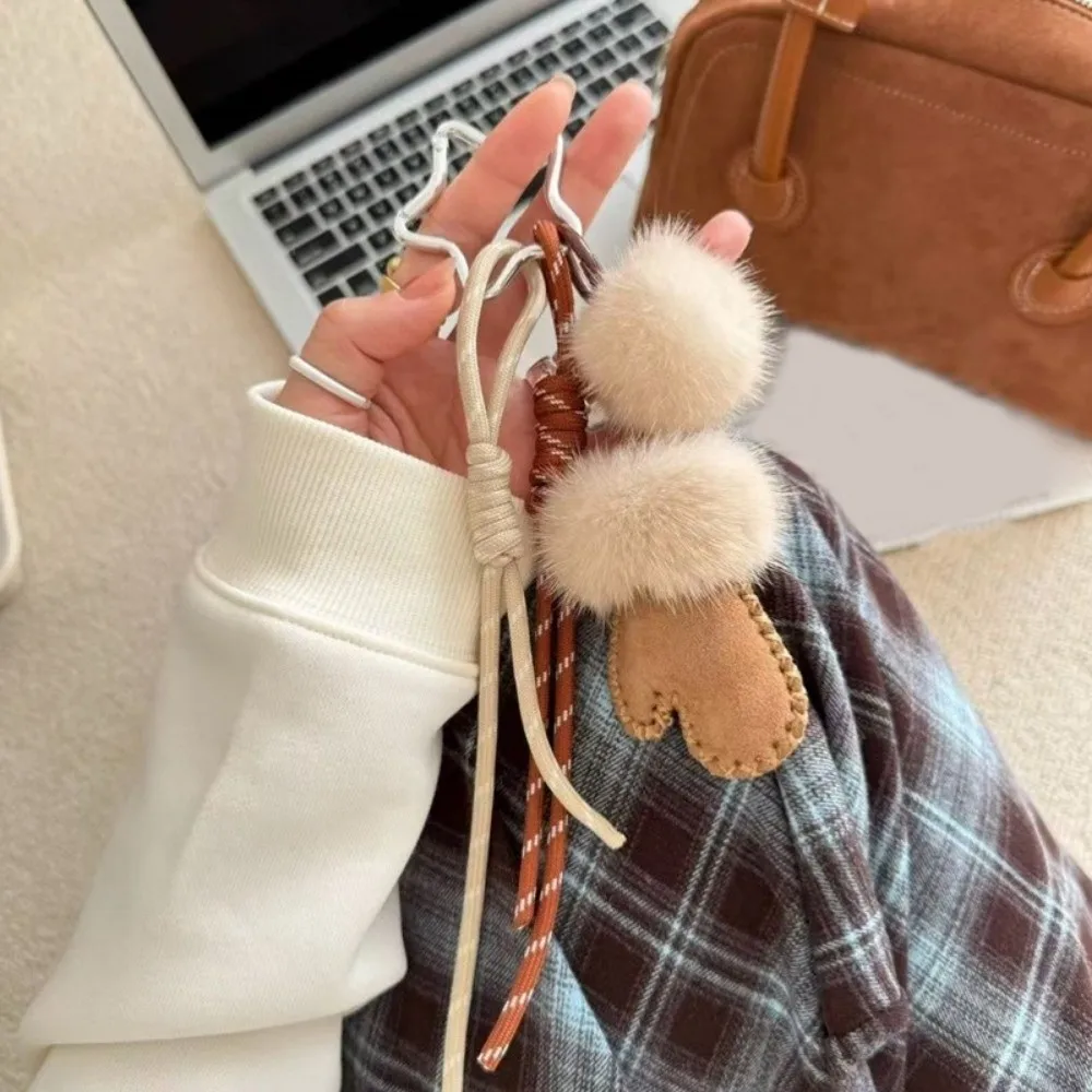 Luxury Fluffy Fur with Fur Ball Hand-sewn Leather Boot Shoe Keychain Couple Festival Gift
Luxury Fluffy Fur with Fur Ball Hand-sewn Leather Boot Shoe Keychain Couple Festival Gift