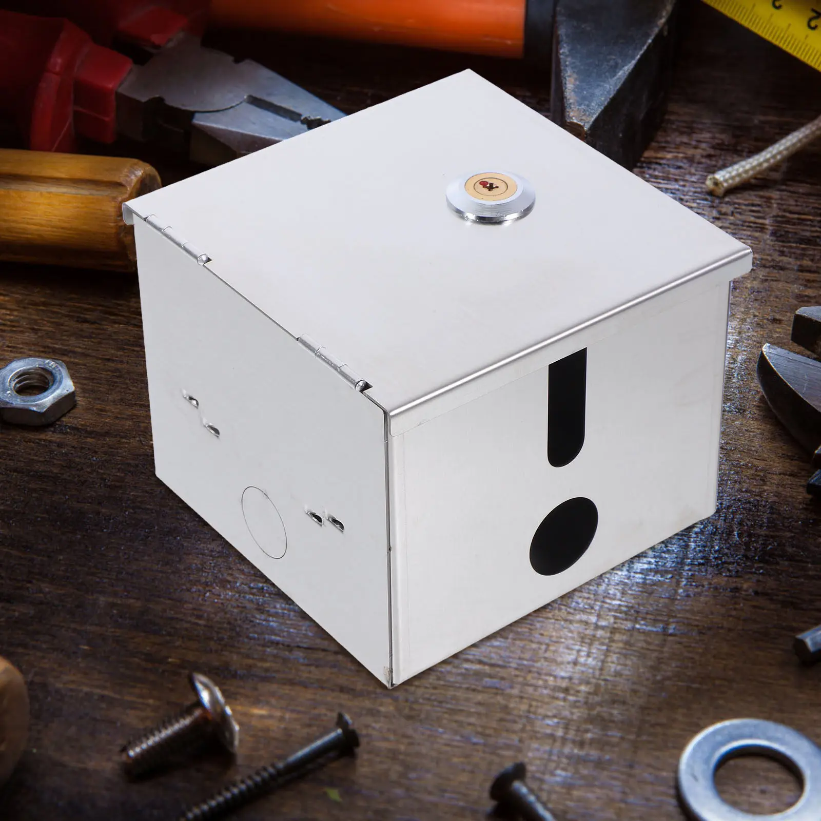 86 Type Outdoor Waterproof Stainless Steel Socket Box Lockable Heavy Duty Weatherproof Electrical Outlet Protector for Public
86 Type Outdoor Waterproof Stainless Steel Socket Box Lockable Heavy Duty Weatherproof Electrical Outlet Protector for Public