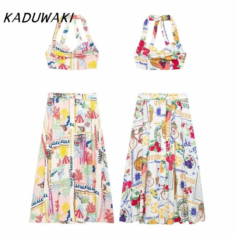KADUWAKI Sexy 2 Piece Sets Vintage Sleeveless Backless Print Buttons Mini Sling Top Elegant High Waist Buttons Beach Midi Skirts
KADUWAKI Sexy 2 Piece Sets Vintage Sleeveless Backless Print Buttons Mini Sling Top Elegant High Waist Buttons Beach Midi Skirts