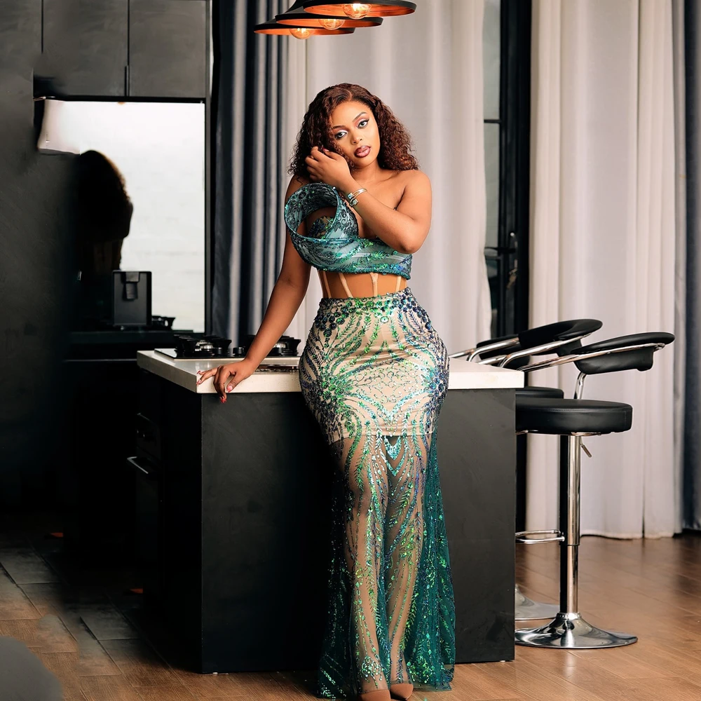 Mermaid Luxury Green Prom Dresses for Black Girls Strapless Illusion Straight African Women Birthday Party Gowns Customized
Mermaid Luxury Green Prom Dresses for Black Girls Strapless Illusion Straight African Women Birthday Party Gowns Customized