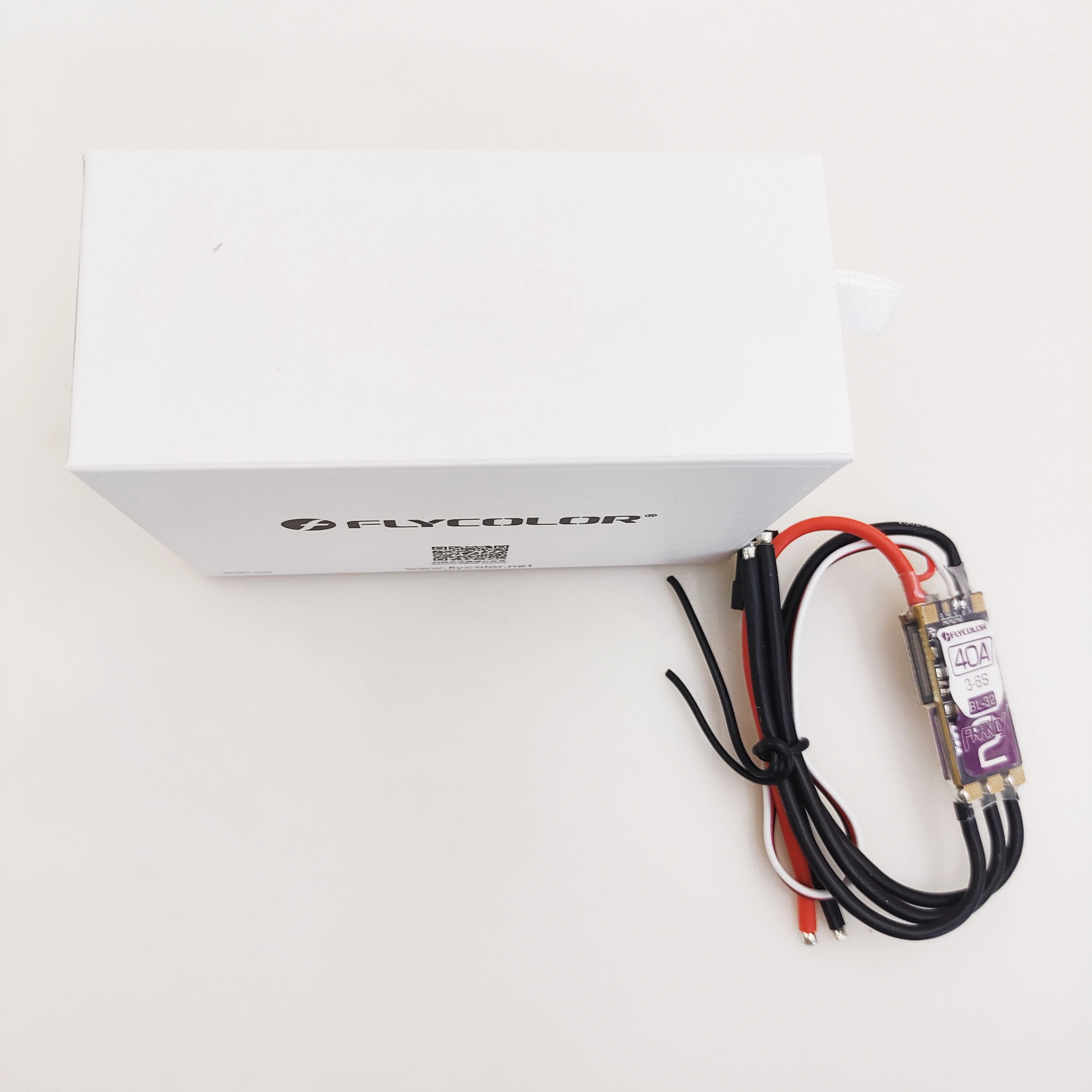 FLYCOLOR Francy 2 20A/30A/40A/50A BLHeli-32 Dshot ESC — высокопроизводительный микроконтроллер | Регулируемый BEC 5 В/3 А+12 В/2 А для радиоуправляемых самолетов
FLYCOLOR Francy 2 20A/30A/40A/50A BLHeli-32 Dshot ESC — высокопроизводительный микроконтроллер | Регулируемый BEC 5 В/3 А+12 В/2 А для радиоуправляемых самолетов