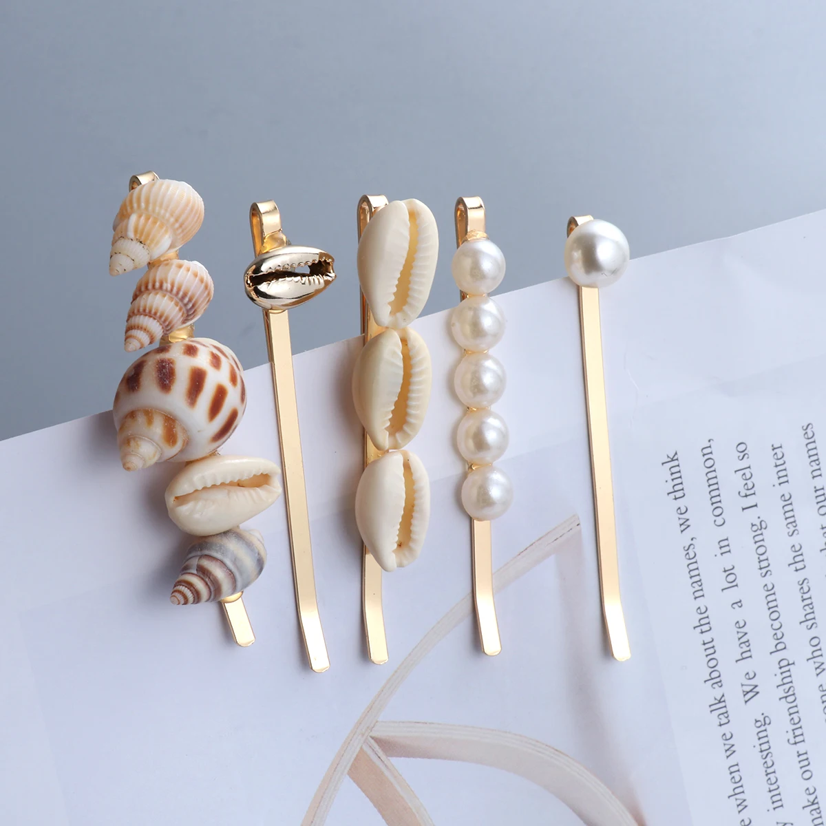 Shell Conch Hair Accessories Pearl Pins Barrettes Girls Hairpin Clip Women Elegant Shell Design Metal Material Wedding Party
Shell Conch Hair Accessories Pearl Pins Barrettes Girls Hairpin Clip Women Elegant Shell Design Metal Material Wedding Party