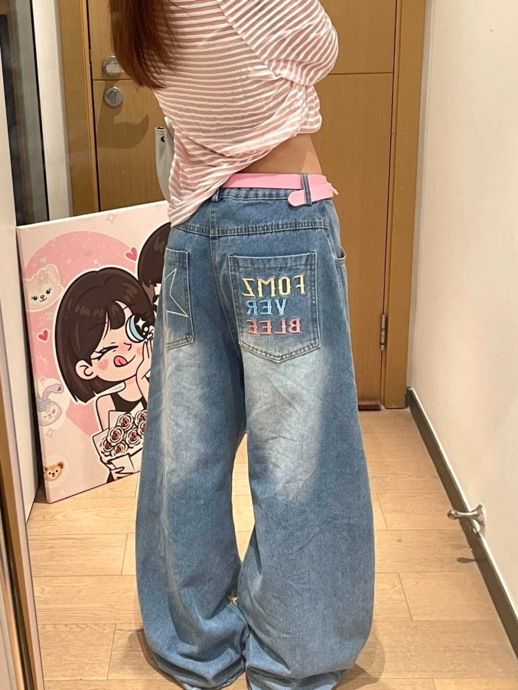 Retro Distressed Blue Denim Pants with Star Embroidery High Waist Loose Fit Flare Jeans for Women Autumn
Retro Distressed Blue Denim Pants with Star Embroidery High Waist Loose Fit Flare Jeans for Women Autumn