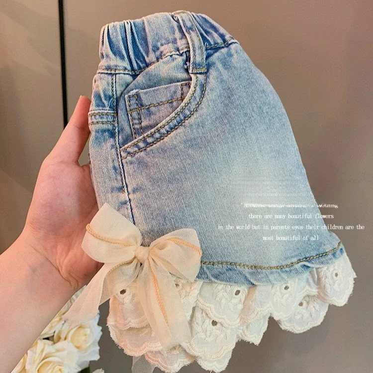 Girls Pants 2025 Summer Childrens Fashionable Lace Jeans Versatile Bow Casual Shorts Girls Summer Clothes
Girls Pants 2025 Summer Childrens Fashionable Lace Jeans Versatile Bow Casual Shorts Girls Summer Clothes