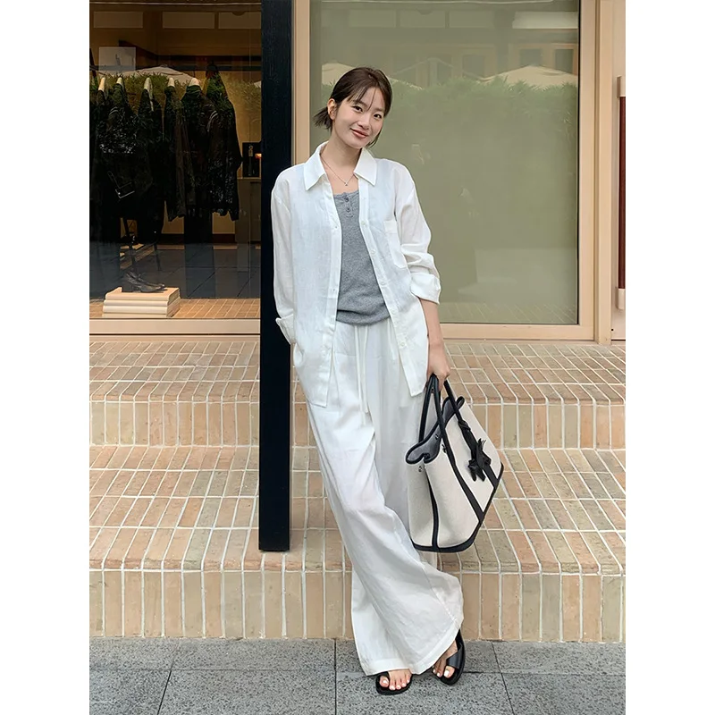 A High-end and Simple Two-piece Set Tencel Linen Shirt Drawstring Casual Pants for Spring Summer Is Fashionable and Individual
A High-end and Simple Two-piece Set Tencel Linen Shirt Drawstring Casual Pants for Spring Summer Is Fashionable and Individual