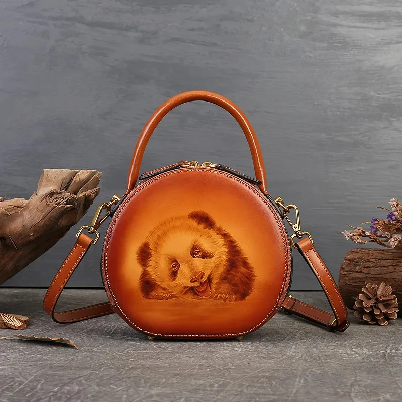 2024 New Round Vintage Genuine Leather WomenShoulder Bags Animal Pattern Embossing Handmade Luxury Designer Ladies Handbags
2024 New Round Vintage Genuine Leather WomenShoulder Bags Animal Pattern Embossing Handmade Luxury Designer Ladies Handbags