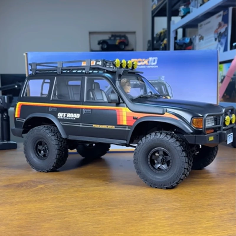 FMS FCX10 LC80 Pro V2 Land Cruiser Brushless 1/10 RC Electric Remote Control Model Car Rock Crawler Adult Children's Toys
FMS FCX10 LC80 Pro V2 Land Cruiser Brushless 1/10 RC Electric Remote Control Model Car Rock Crawler Adult Children's Toys
