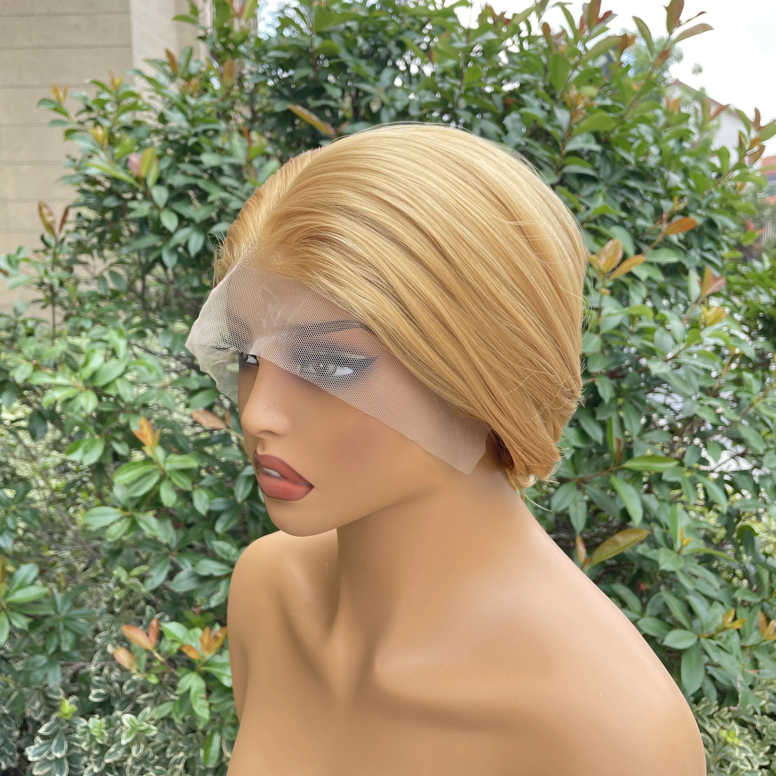Short Bob Cut Glueless Lace Front Wigs Natural Hairline Golden Straight Synthetic Lace Wigs for Women Cosplay Wig for Men Pixie
Short Bob Cut Glueless Lace Front Wigs Natural Hairline Golden Straight Synthetic Lace Wigs for Women Cosplay Wig for Men Pixie