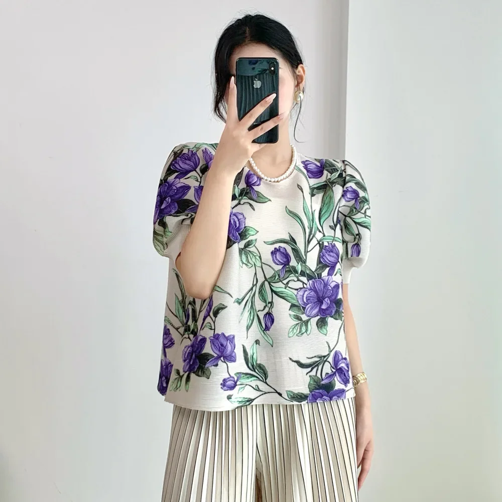 Pleats Pleated T-shirt 2024 Summer New Design Printing T-shirt Temperament Commuter Short Sleeve Round Neck Lantern Sleeve Tops
Pleats Pleated T-shirt 2024 Summer New Design Printing T-shirt Temperament Commuter Short Sleeve Round Neck Lantern Sleeve Tops