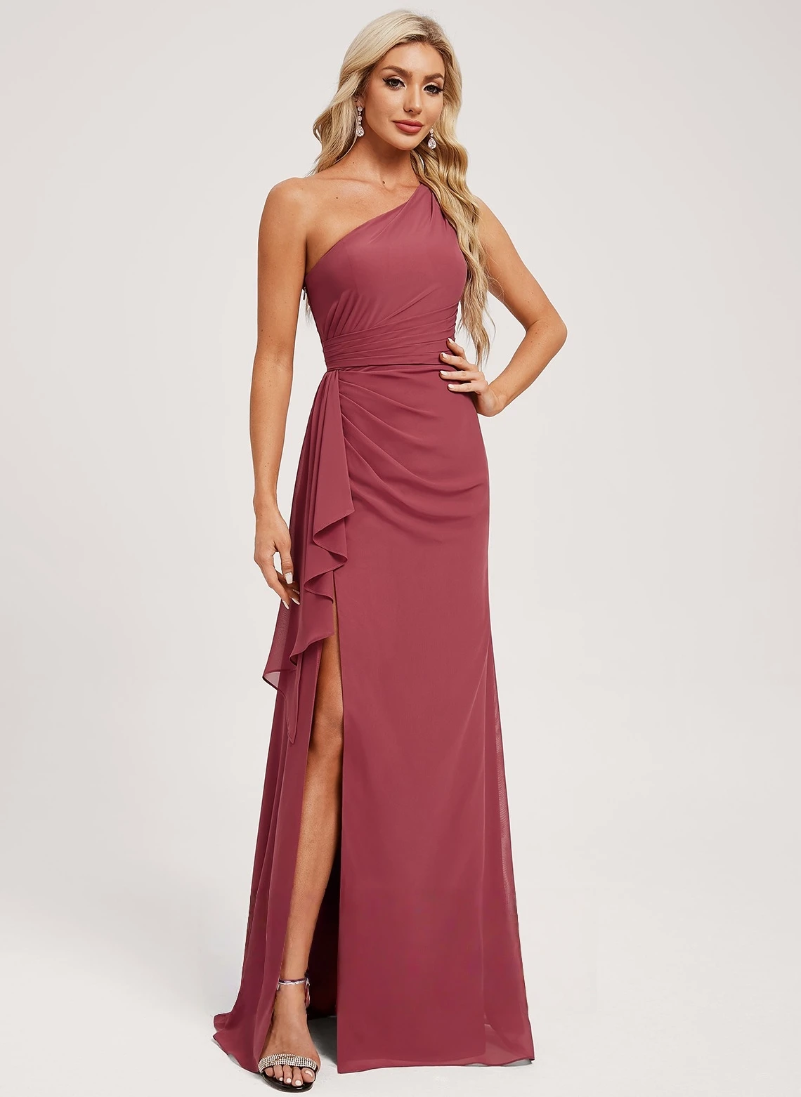One Shoulder Dress Women 2026 New Banquet Evening Gown Long Dress Slim Fit Flattering Side Slit Design Bridesmaid Dress Elegant
One Shoulder Dress Women 2026 New Banquet Evening Gown Long Dress Slim Fit Flattering Side Slit Design Bridesmaid Dress Elegant