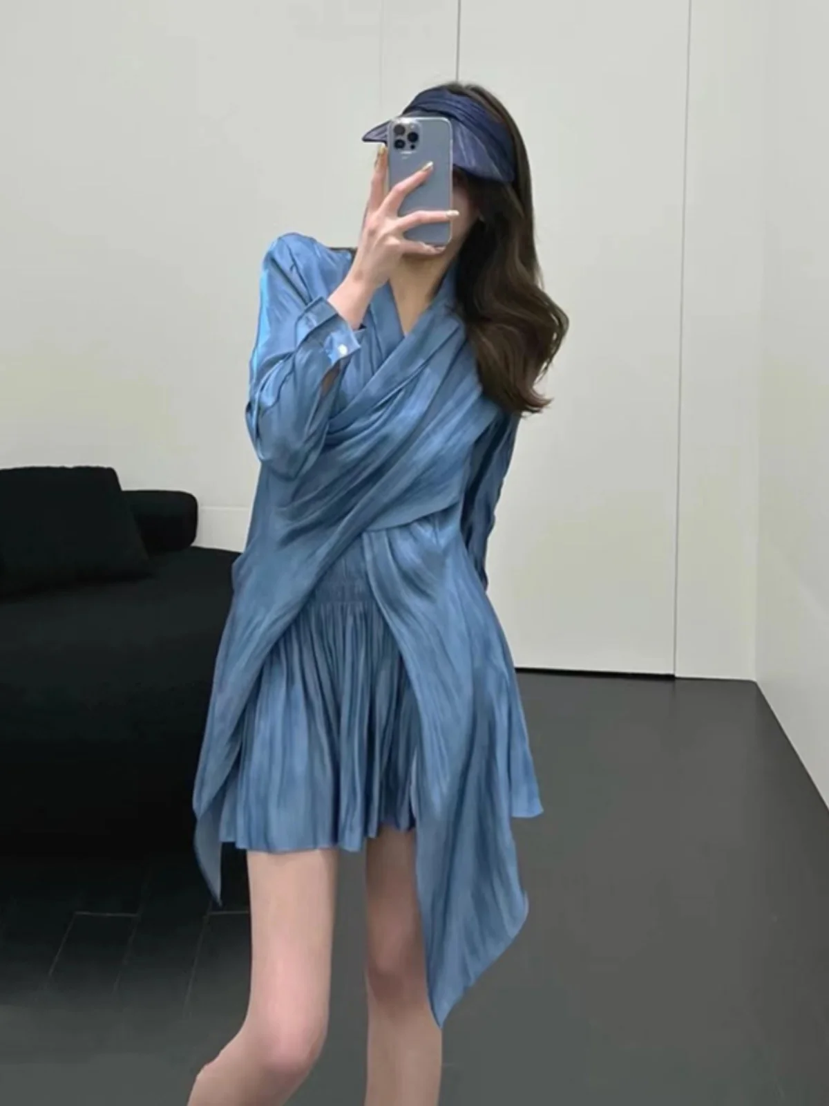 Модный комплект из длинной юбки-трапеции с высокой талией и плиссированной V-Ne Cross Design цвета морского синего цвета
Модный комплект из длинной юбки-трапеции с высокой талией и плиссированной V-Ne Cross Design цвета морского синего цвета