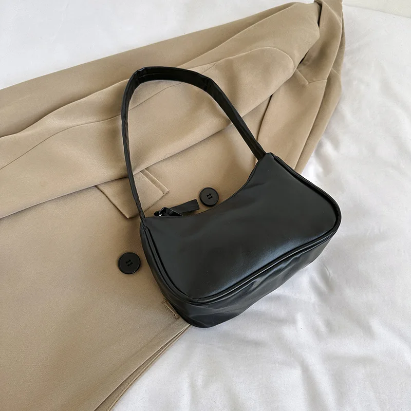 2025 Spring New Women's Casual Commuter Shoulder Bag Niche Trendy Underarm Purse Simple Fashion Handbag
2025 Spring New Women's Casual Commuter Shoulder Bag Niche Trendy Underarm Purse Simple Fashion Handbag