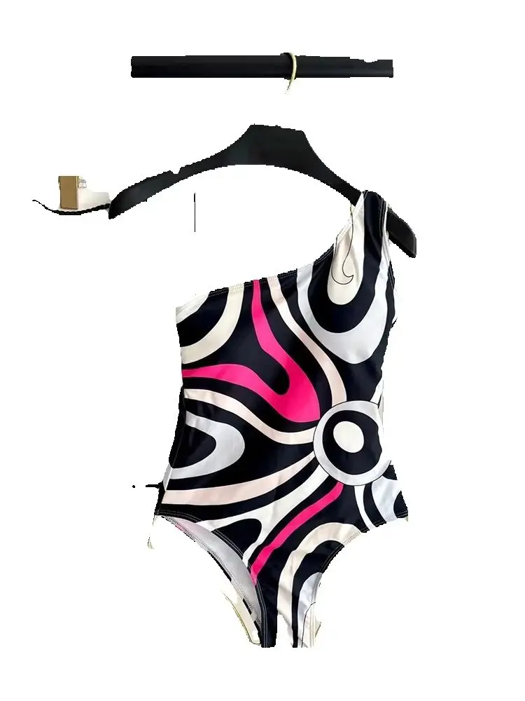 Summer Fashion Pool Party Sexy Slim Cotton One-piece Swimming Suit Women's Seaside Vacation Diagonal Collar Backless Romper
Summer Fashion Pool Party Sexy Slim Cotton One-piece Swimming Suit Women's Seaside Vacation Diagonal Collar Backless Romper