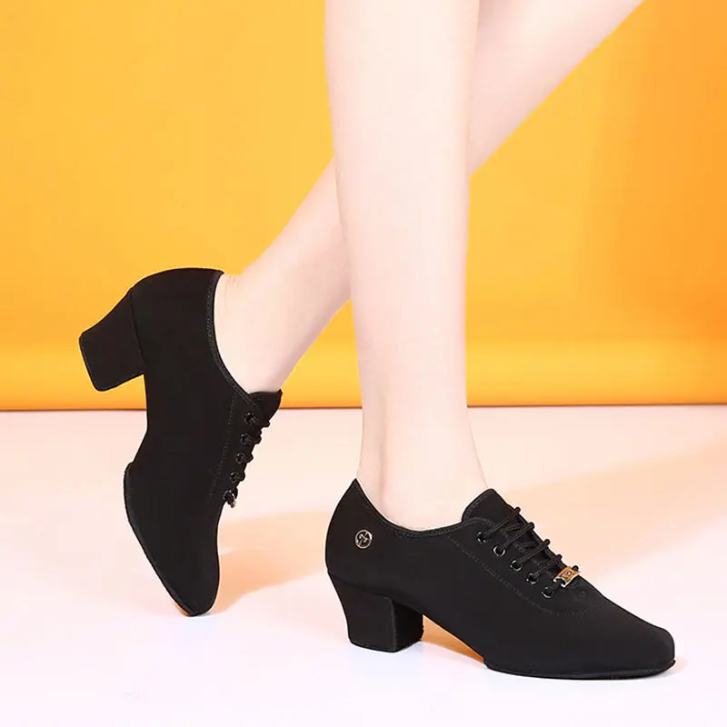 Женские Танго Джаз сальса танцевальные высокие каблуки обувная обувь для девушек современные женские кроссовки для общественных танцев 
Женские Танго Джаз сальса танцевальные высокие каблуки обувная обувь для девушек современные женские кроссовки для общественных танцев