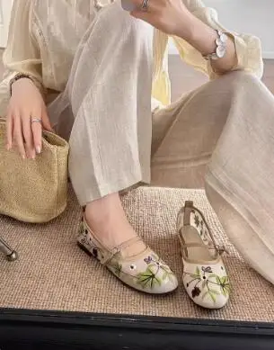Nude Green Mesh Embroidered Flower Ballet Flats Women Summer Breathable Low Top Mary Jane Shoes Round Toe Leisure Loafers Shoes
Nude Green Mesh Embroidered Flower Ballet Flats Women Summer Breathable Low Top Mary Jane Shoes Round Toe Leisure Loafers Shoes