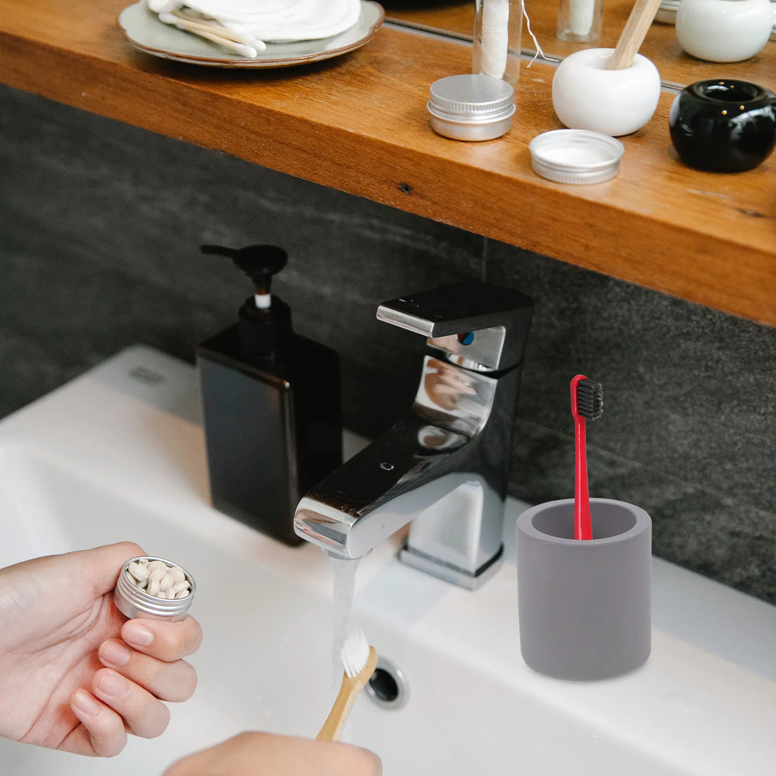 1 шт. Креативный держатель для зубных щеток с диатомитовым основанием, прочный органайзер для хранения зубных щеток, компактный органайзер для ванной комнаты, простой в использовании
1 шт. Креативный держатель для зубных щеток с диатомитовым основанием, прочный органайзер для хранения зубных щеток, компактный органайзер для ванной комнаты, простой в использовании