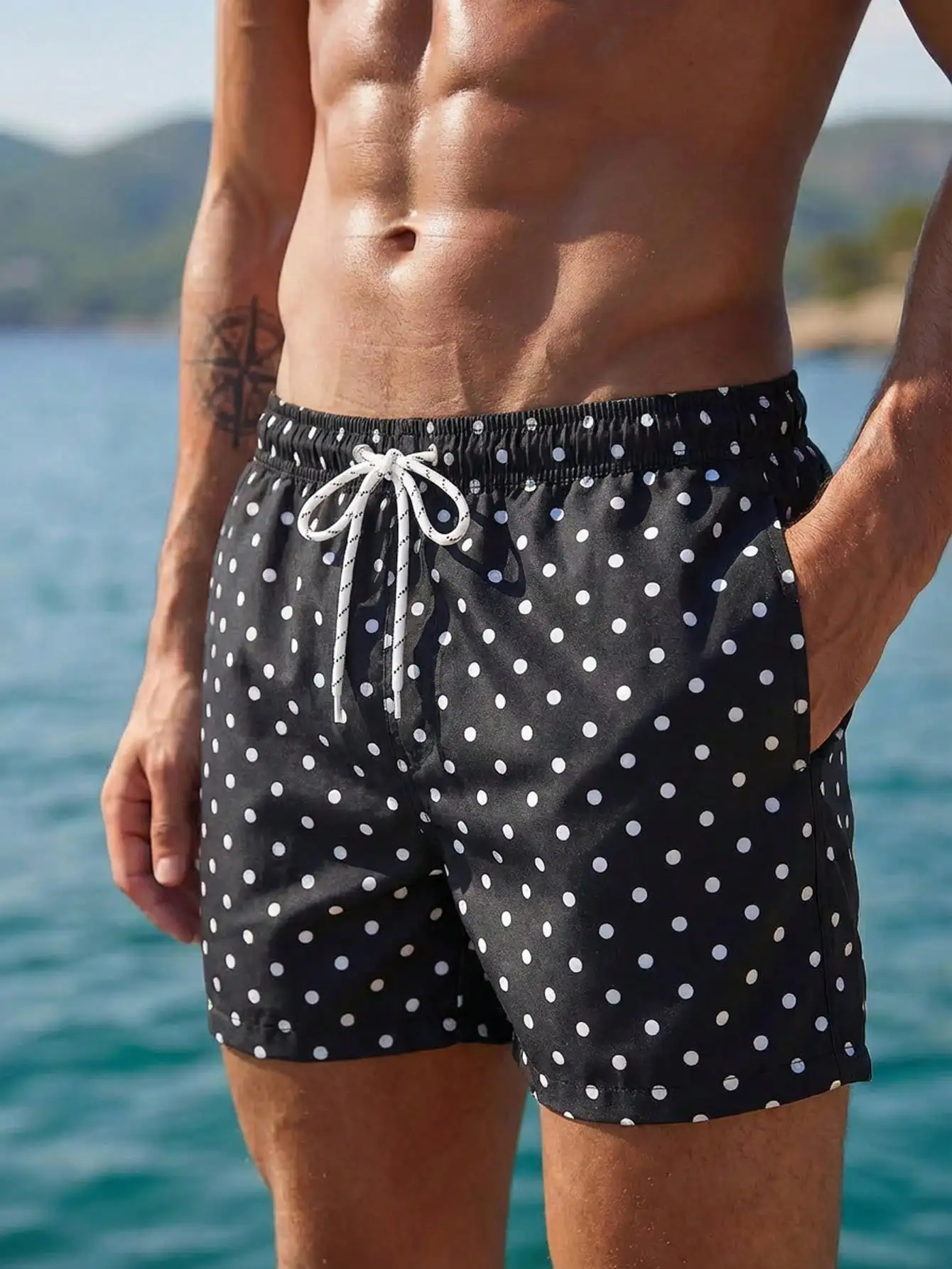 Men's Beach Shorts Couples Matching Swimwear Drawstring Waist Front Tie Pocket Black And White Allover Print Resort Casual Hawaiian
Men's Beach Shorts Couples Matching Swimwear Drawstring Waist Front Tie Pocket Black And White Allover Print Resort Casual Hawaiian