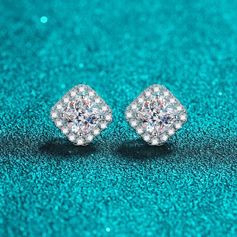 18K Gold Inlaid Women's Earrings, Square Moissanite Earrings, Pt950 Platinum Diamond Earrings, Fashionable Holiday Gifts
18K Gold Inlaid Women's Earrings, Square Moissanite Earrings, Pt950 Platinum Diamond Earrings, Fashionable Holiday Gifts