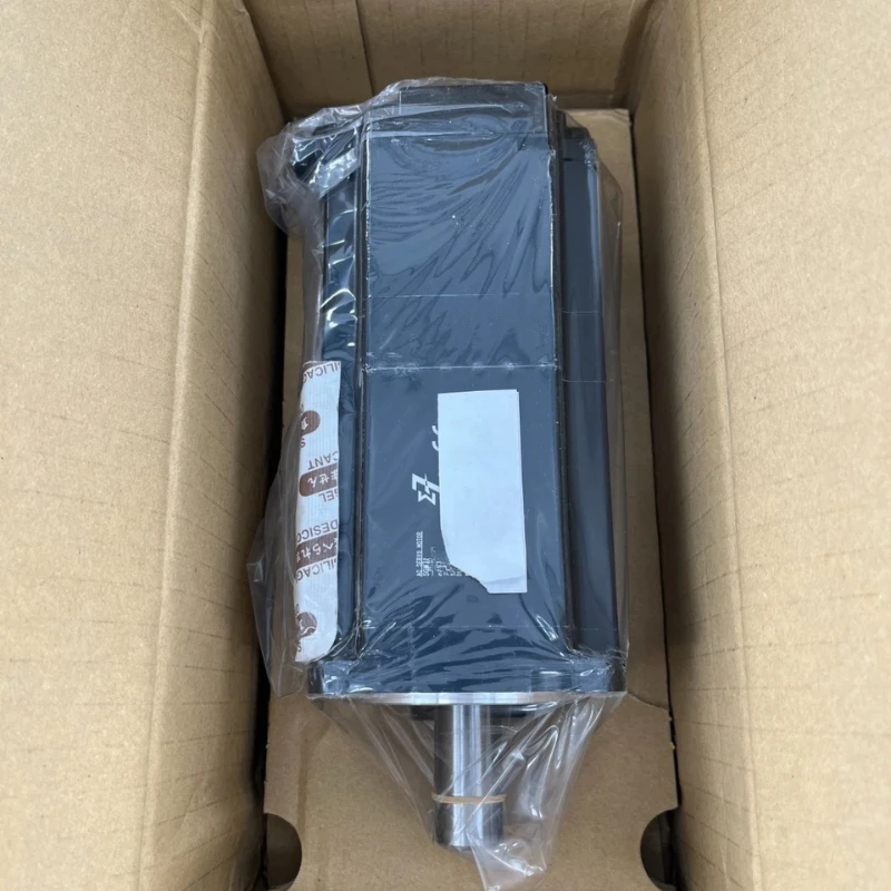 Новый серводвигатель переменного тока Yaskawa SGM7A-15AFA2C, гарантия 1 год, в наличии
Новый серводвигатель переменного тока Yaskawa SGM7A-15AFA2C, гарантия 1 год, в наличии