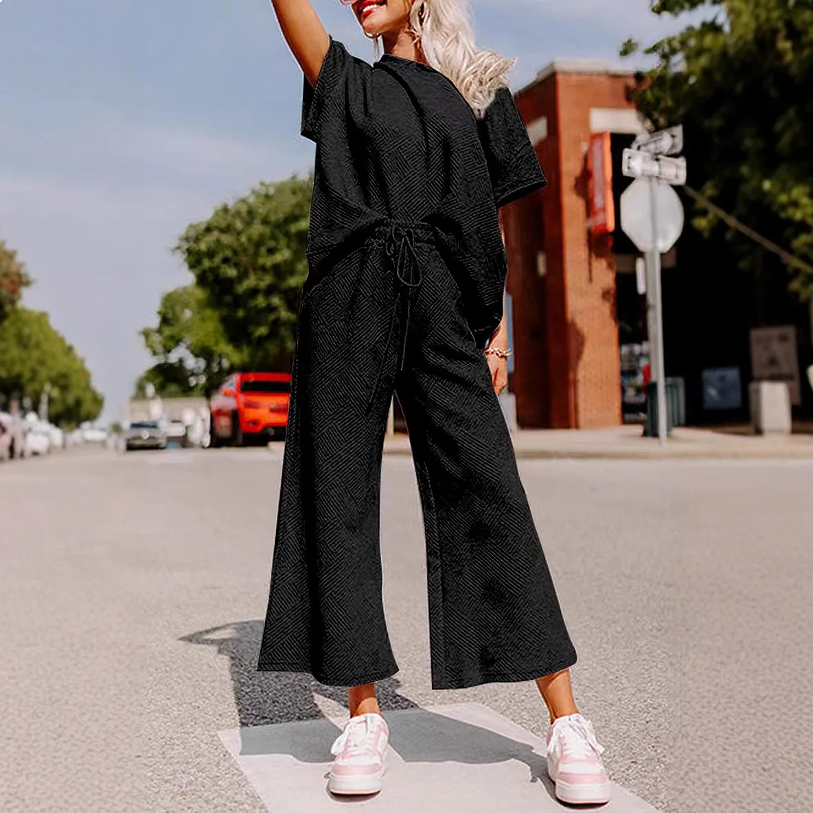 Pure Color Jacquard Thickened Casual Matching Set: Jumpsuit Playsuit Pants Set for Spring Summer
Pure Color Jacquard Thickened Casual Matching Set: Jumpsuit Playsuit Pants Set for Spring Summer