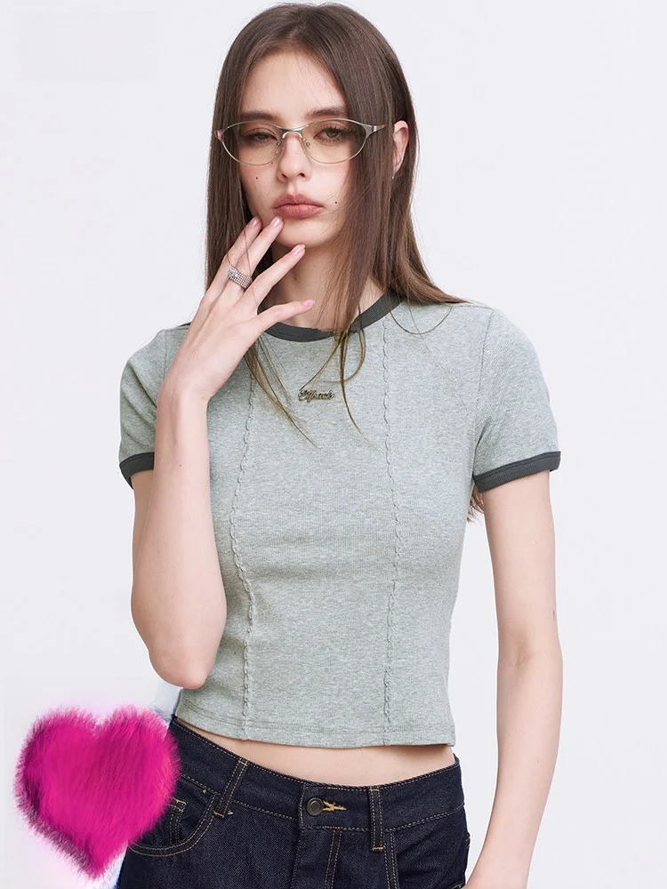 Sporty Short Sleeve T-Shirt ELFSACK Summer Slim Fit Casual Style Coordinate Color Block Short Length round Neck Top for Women
Sporty Short Sleeve T-Shirt ELFSACK Summer Slim Fit Casual Style Coordinate Color Block Short Length round Neck Top for Women